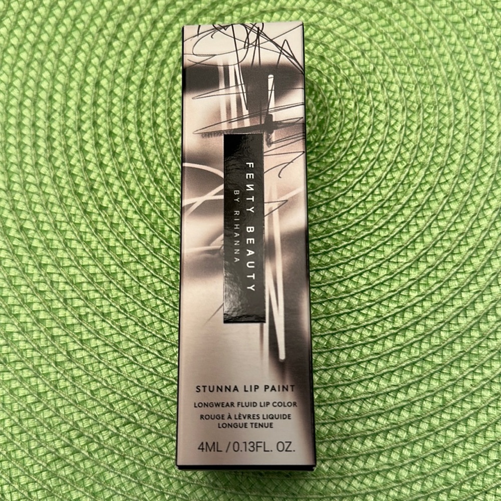 3/$20 NIB Fenty Beauty by Rihanna Stunna Lip Paint